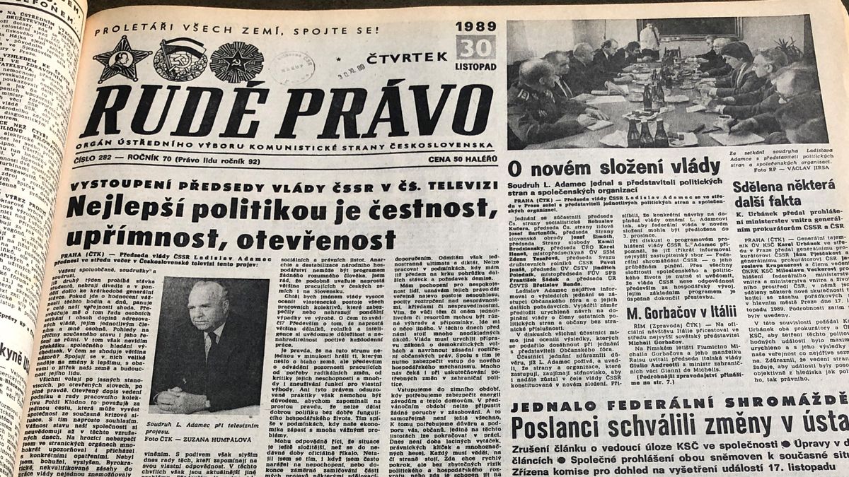Před 30 lety. Jan Hrušínský aktivizoval pražská divadla a co psalo Rudé právo
